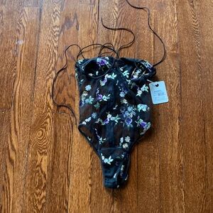 8 Birdies Piece of Advice Floral Print Mesh Embroidered Bodysuit SIZE 10